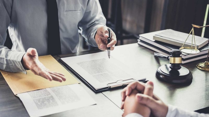 Advantages Of Hiring Business Attorney